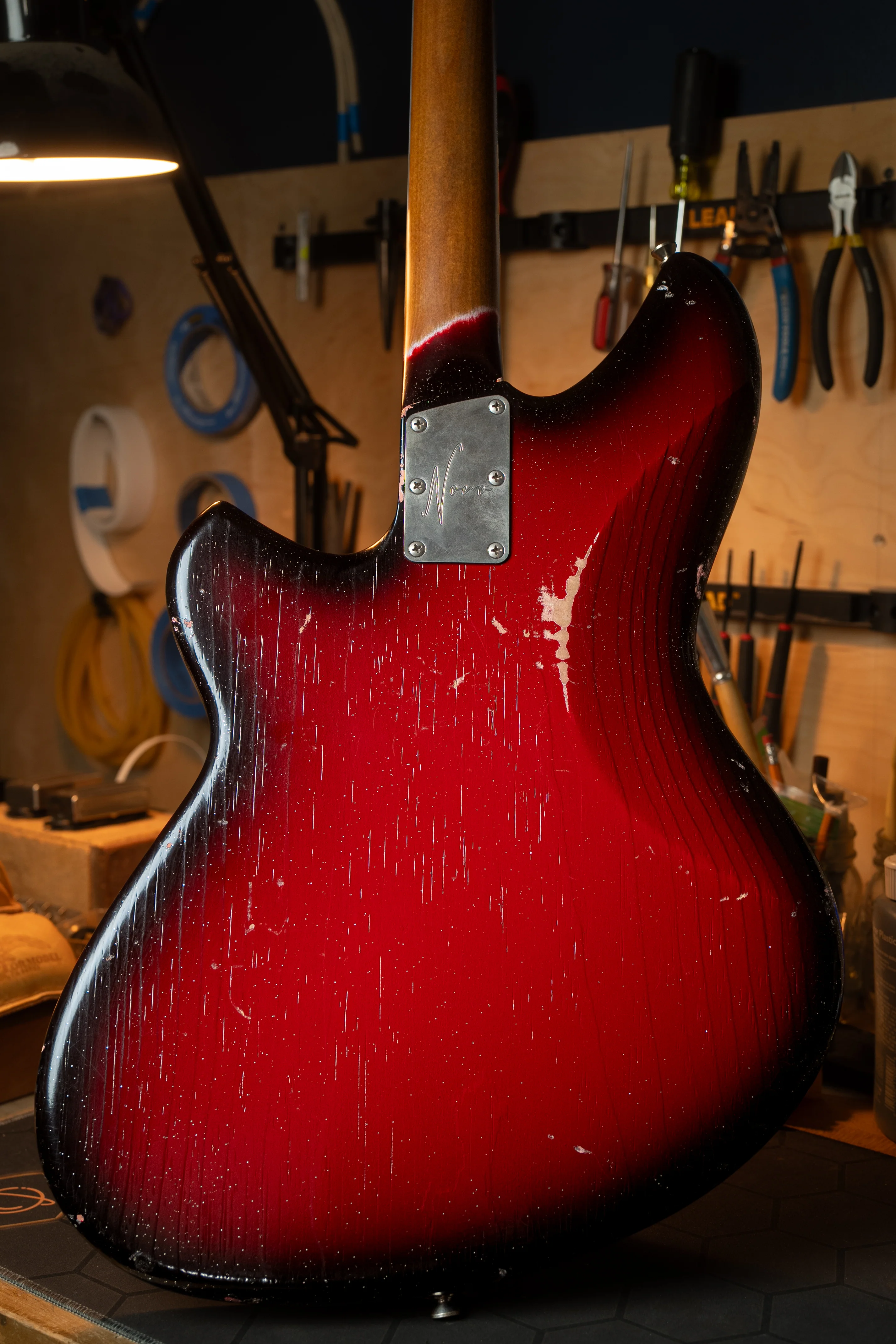 IVORUS - Silvertone Burst | Signature - Image 10