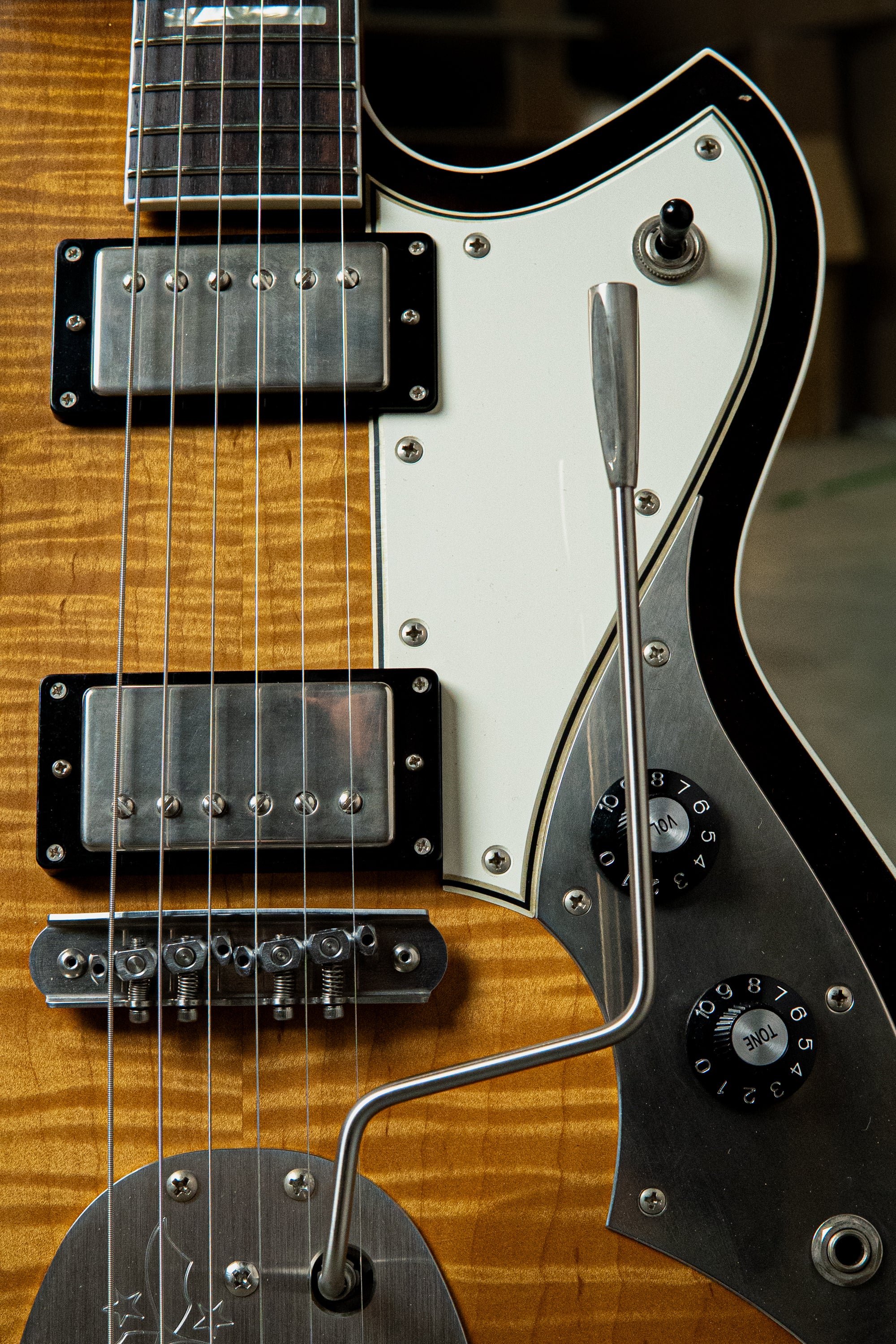 Maple Top MIRIS JHH - Amber Burst | NAMM 26 - Image 3