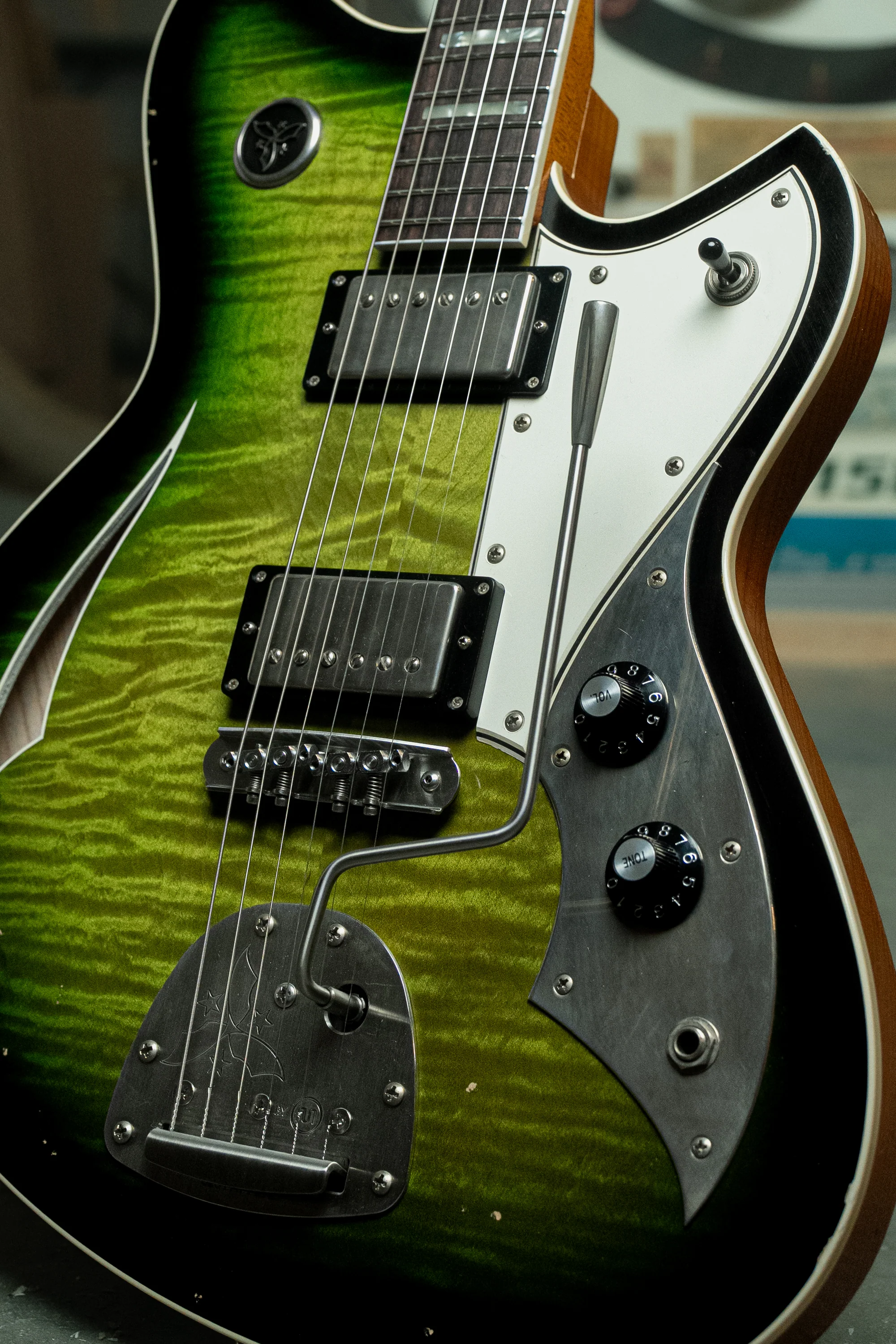 Maple Top MIRIS JHH - Cat's Eye Burst | NAMM 26 - Image 4