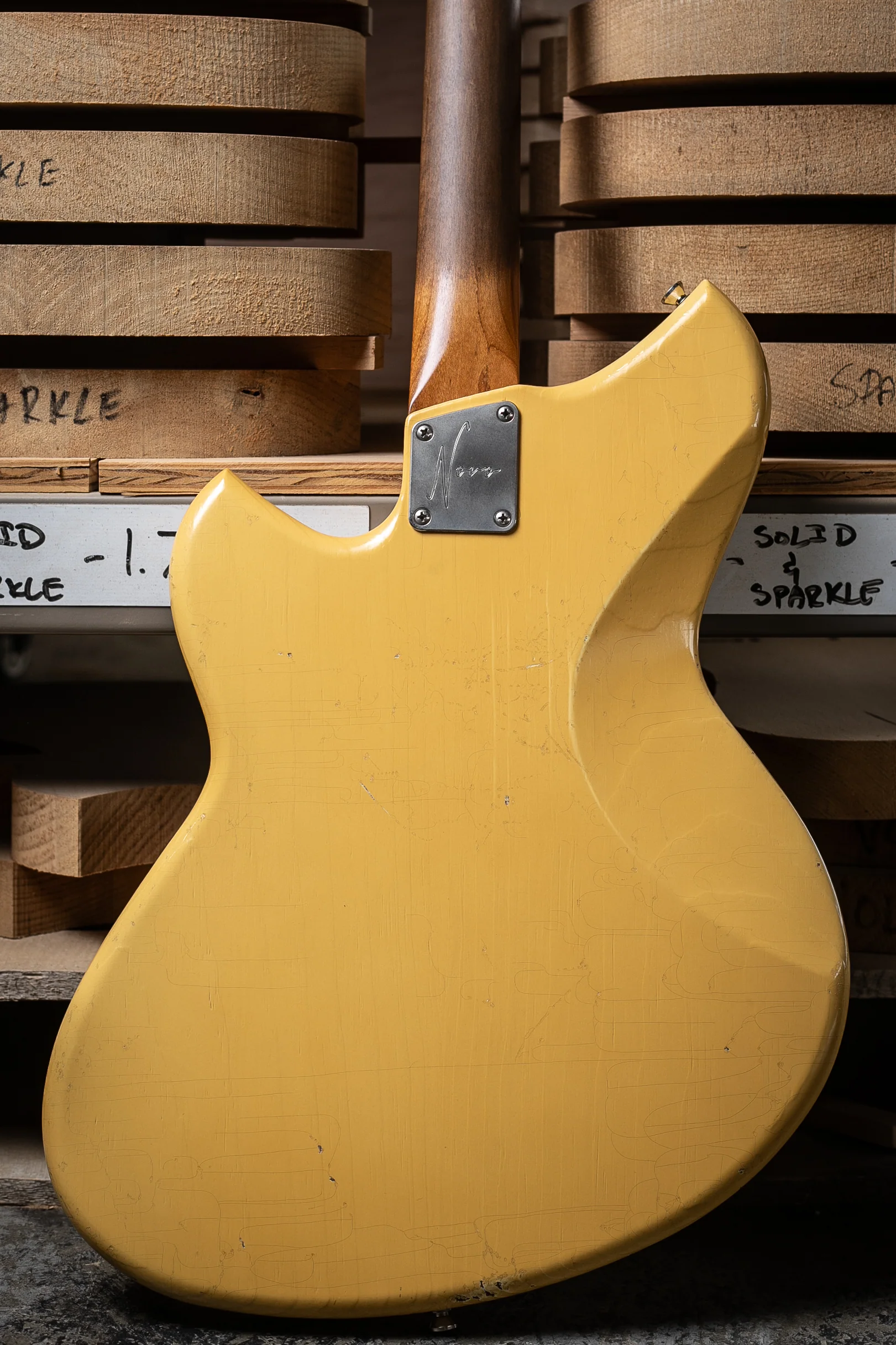 Novo Serus J Baritone in Vintage Cream - Image 5