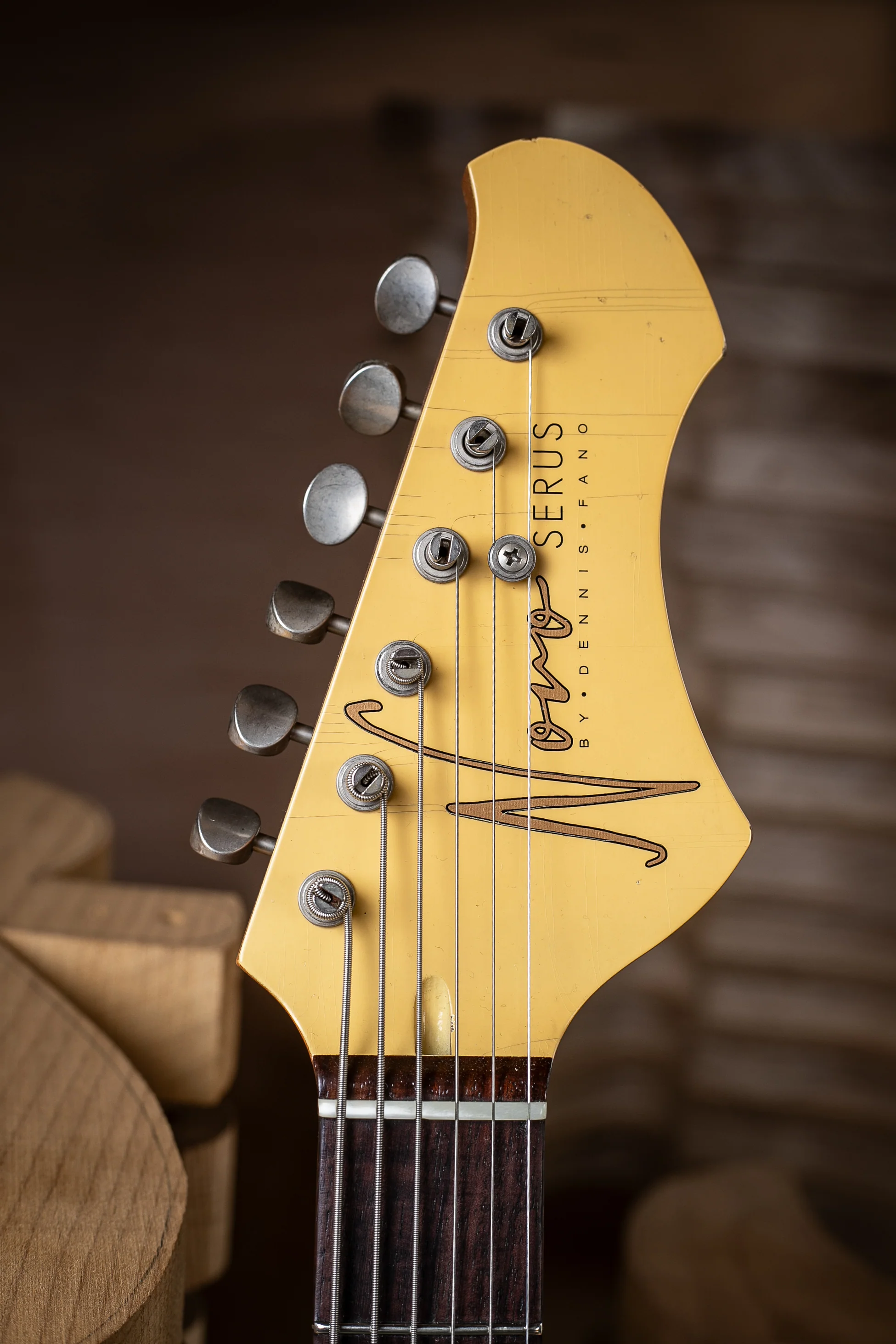 Novo Serus J Baritone in Vintage Cream - Image 6