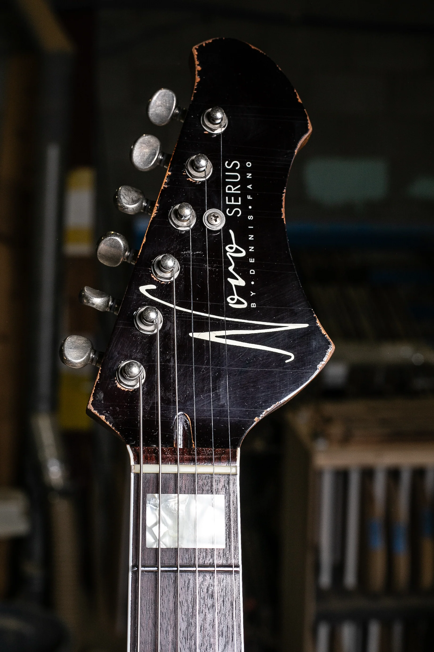 Novo Serus J in Bull Black over Amber Burst - Image 6