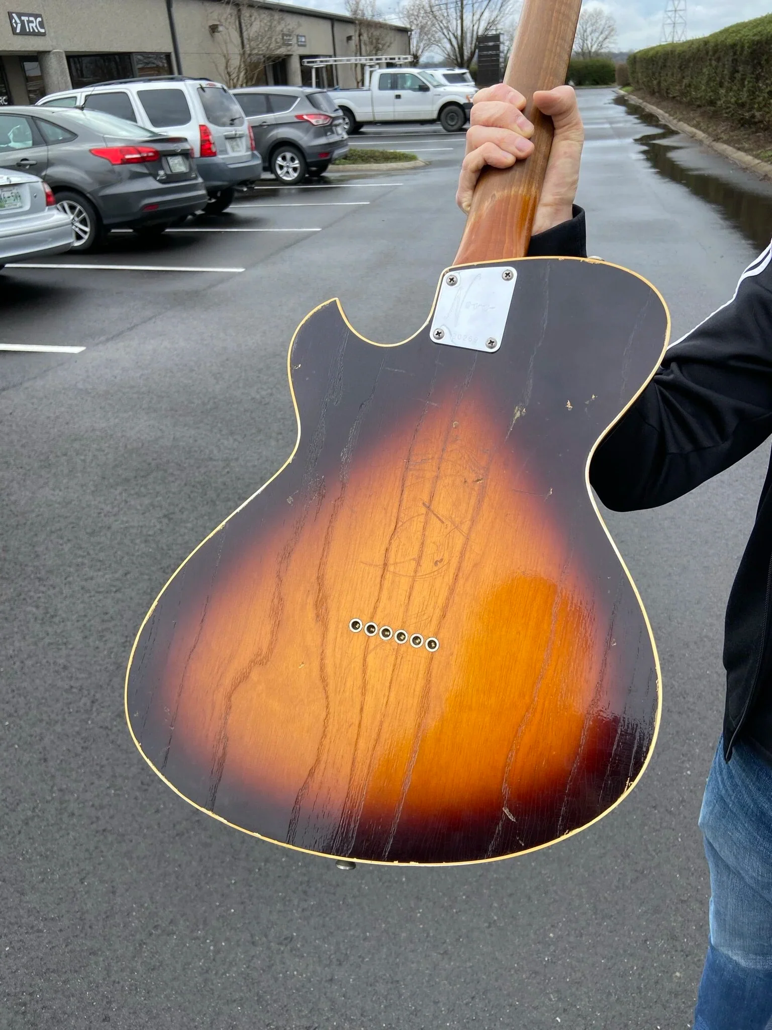 Signature SOLUS F1 - Vintage Burst - Image 5