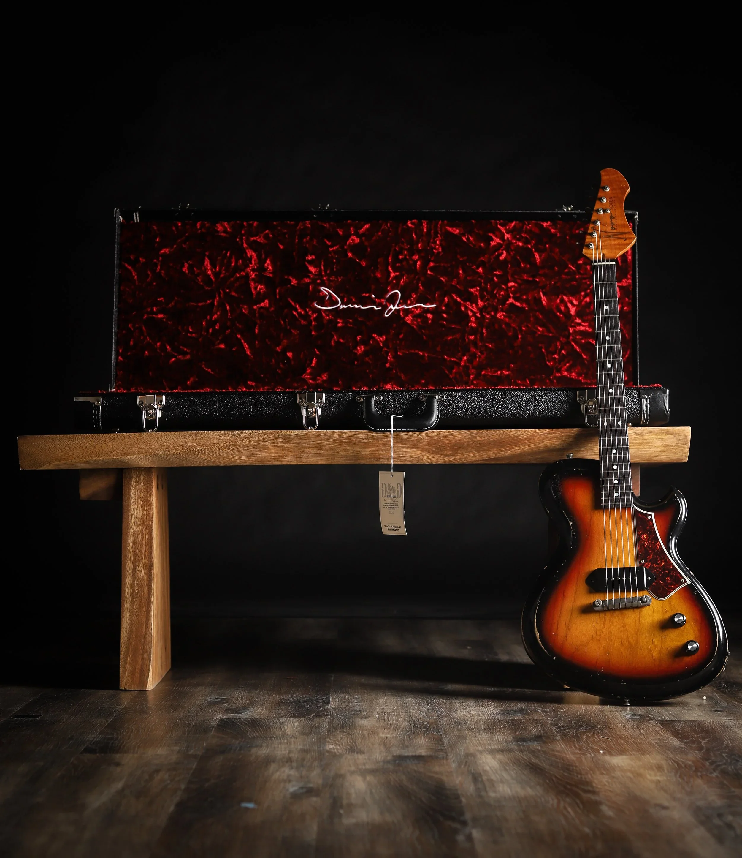 Signature SOLUS M1 - 3-Tone Burst on Alder (2 of 5) - Image 8
