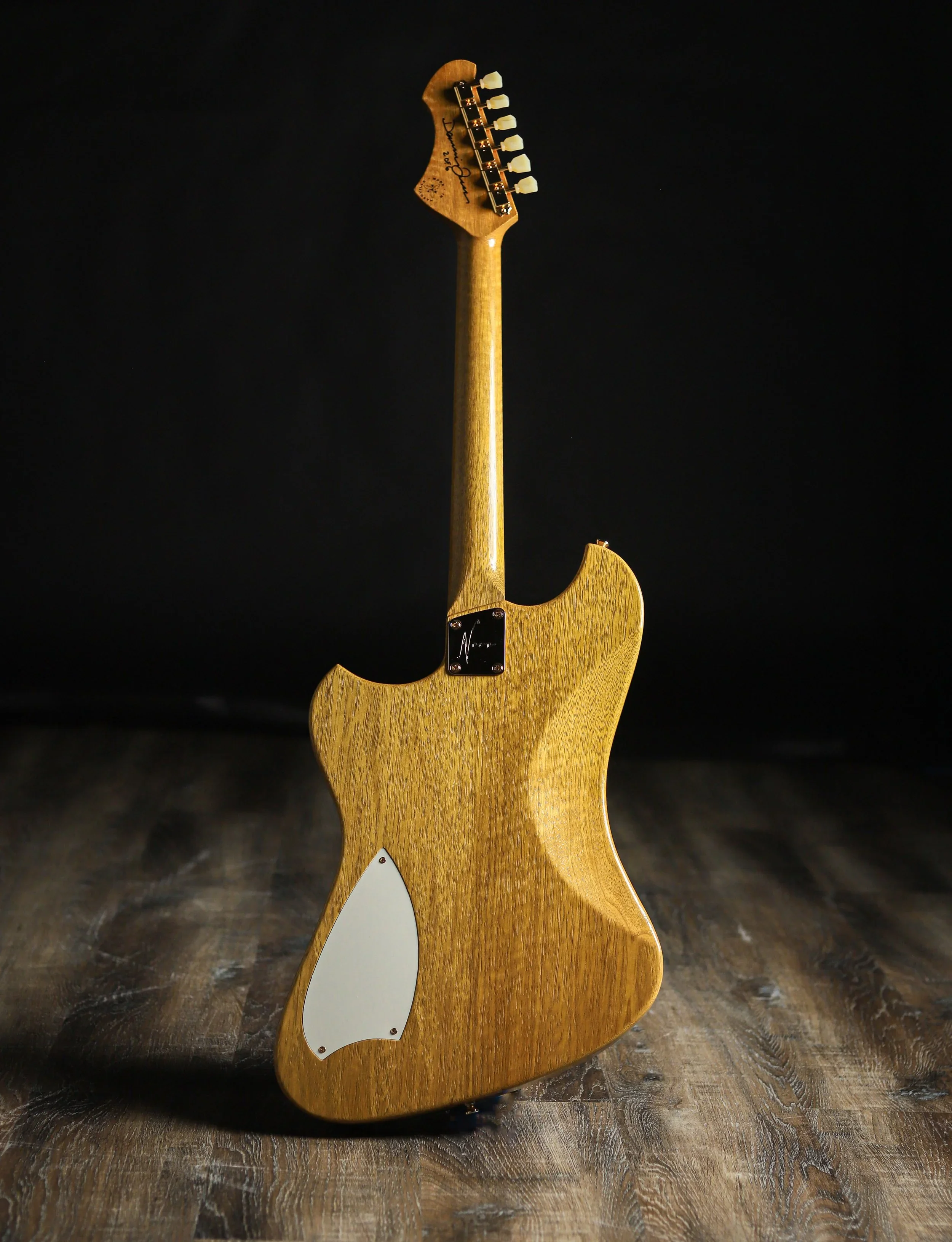 Signature VOLTUR DLX - Korina (2 of 6) - Image 4