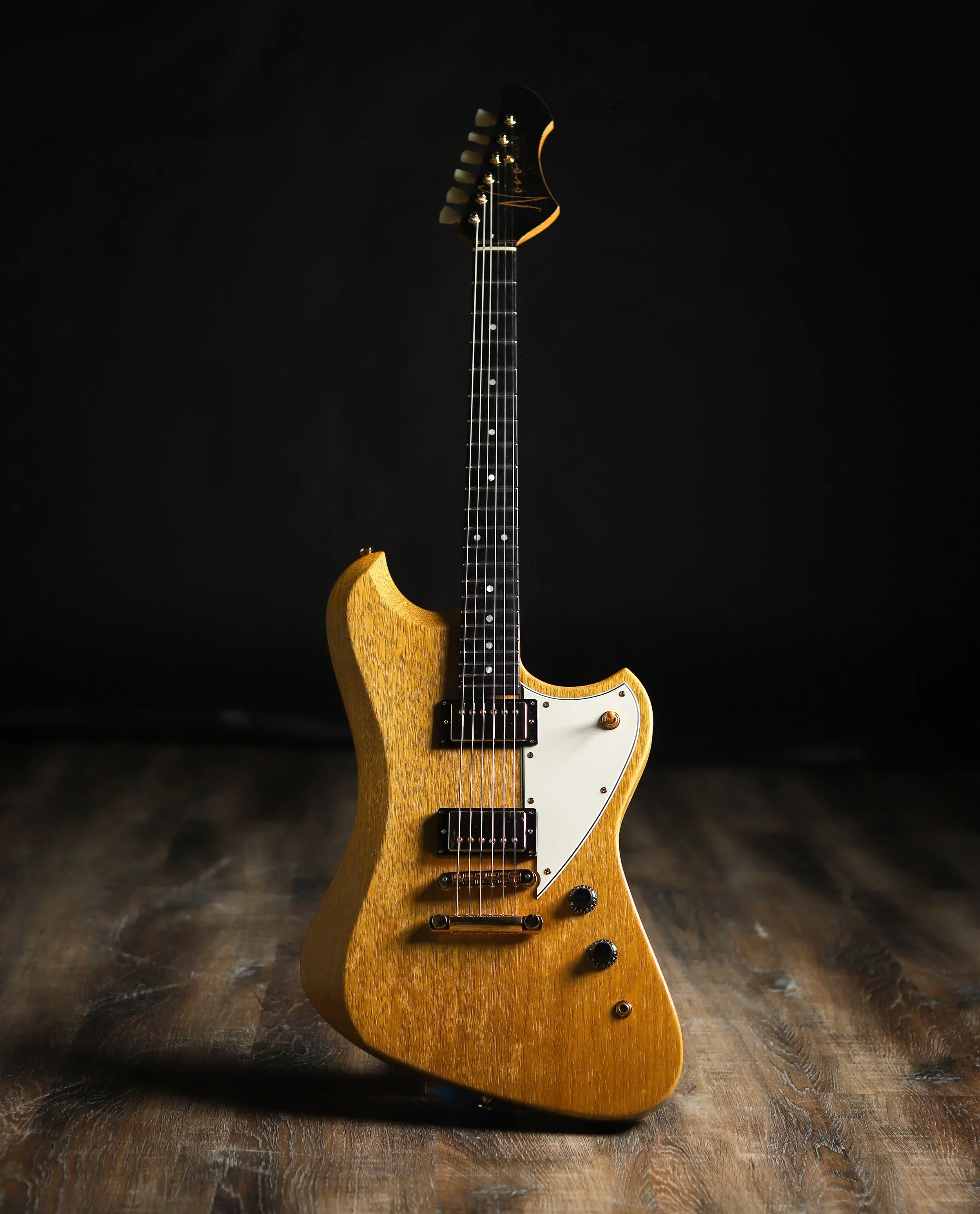 Signature VOLTUR DLX - Korina (6 of 6) - Image 3