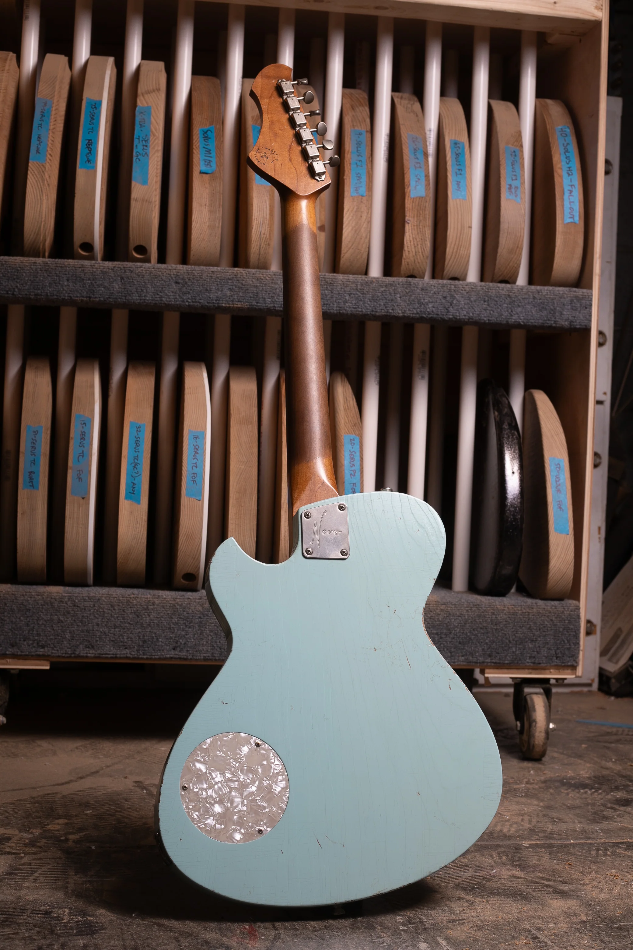 Novo Solus F2 LTD in Sonic Blue - Image 3