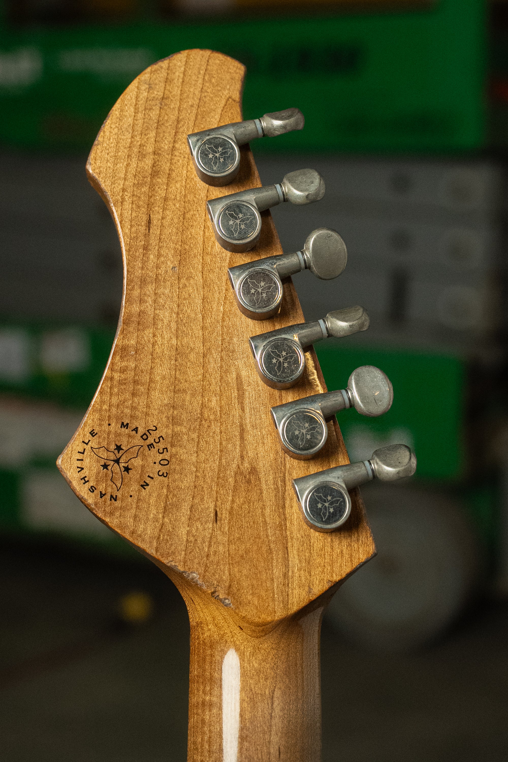 SERUS T - Olympic White over '64 3-Tone Burst | NAMM 26 - Image 8