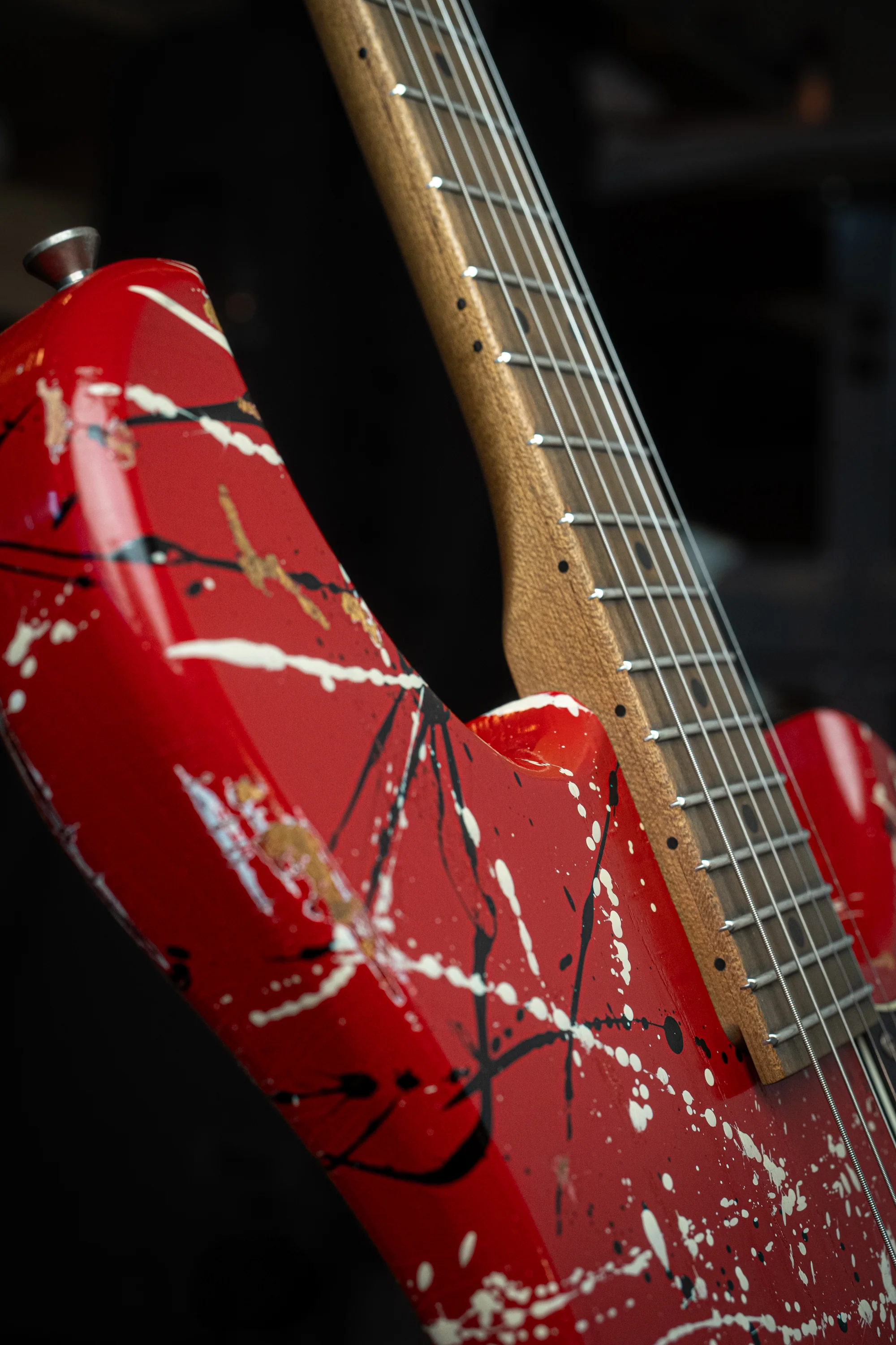 Signature IDRIS H1 - Red/Black/White Splatter | NAMM 26 - Image 3